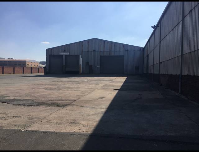 7,595M² WAREHOUSE FOR SALE IN WADEVILLE